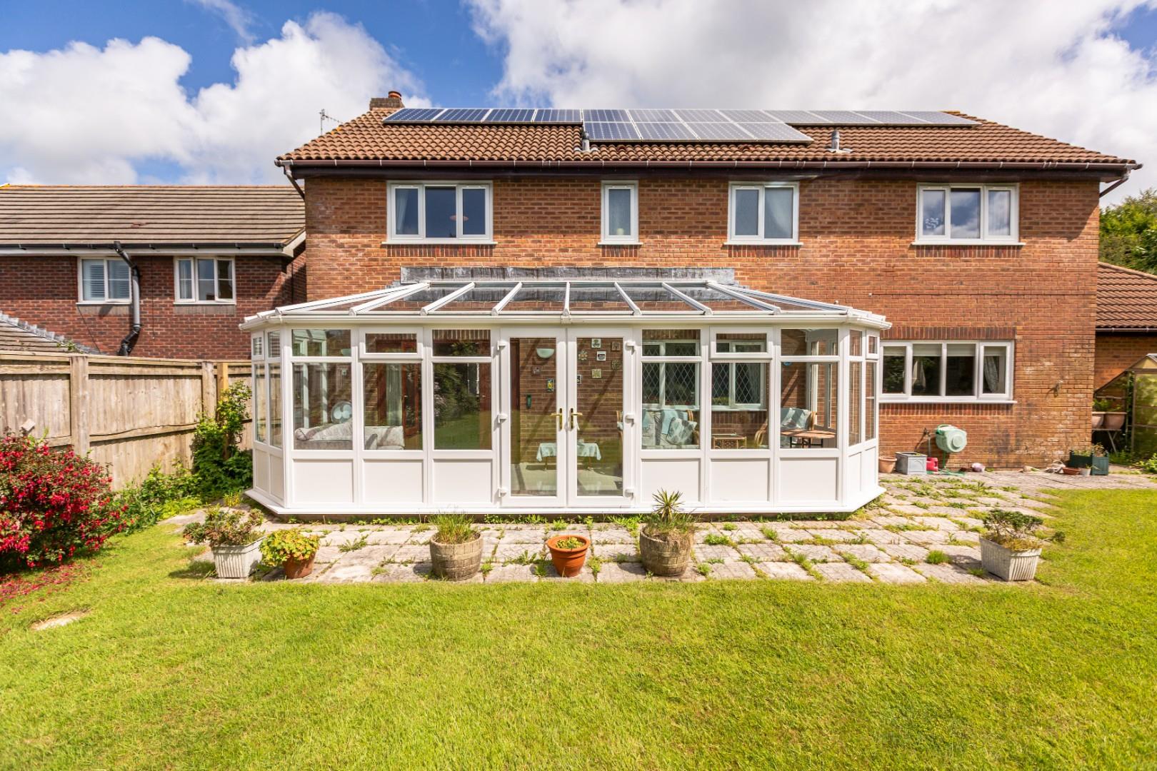 Ffordd Draenen Ddu, West Cross, Newton, Swansea, SA3 5RP